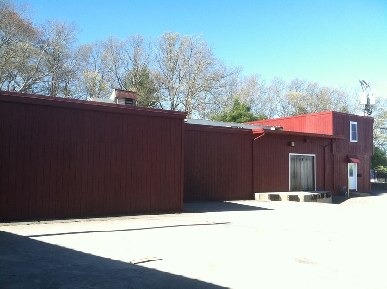 More Photos Of 731 Belmont St, Brockton Warehouse For Lease