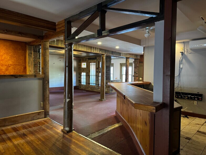 More Photos Of 16 S Union St, Concord Restaurant For Sale