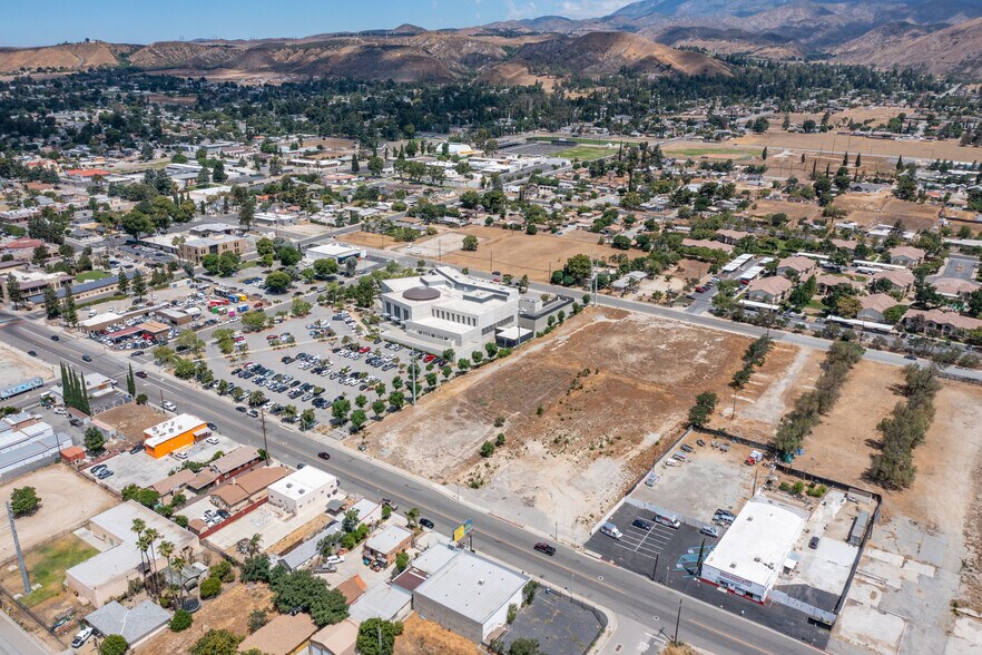More Photos Of , Banning Unknown For Sale