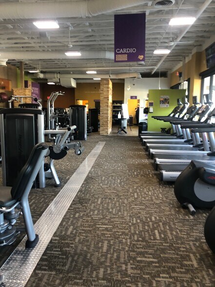 More Photos Of 1065 E Riggs Rd, Chandler General Retail For Sale