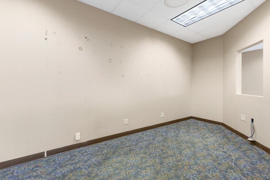 More Photos Of 2420 Argillite Rd, Flatwoods Freestanding For Lease