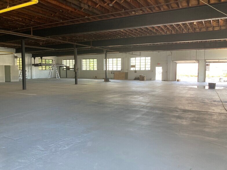 More Photos Of 360 Dalziel Rd, Linden Manufacturing For Sale