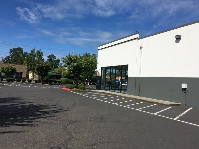 More Photos Of 5201 E Fourth Plain Blvd, Vancouver Unknown For Lease