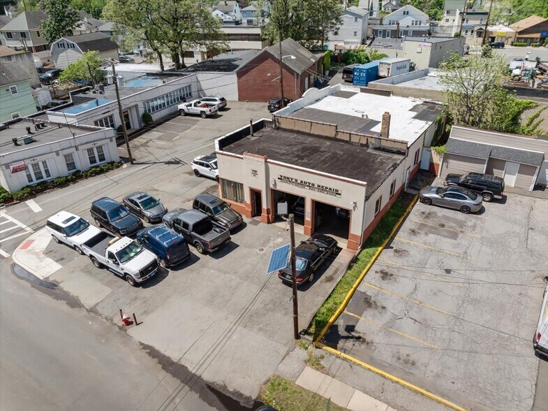 Primary Photo Of 119 Johnson Ave, Hackensack Warehouse For Sale