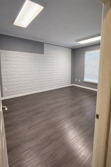 More Photos Of 8951 Collin McKinney Pky, McKinney Medical For Sale