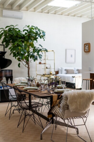 More Photos Of 310 Johnson St, Santa Fe Specialty For Sale