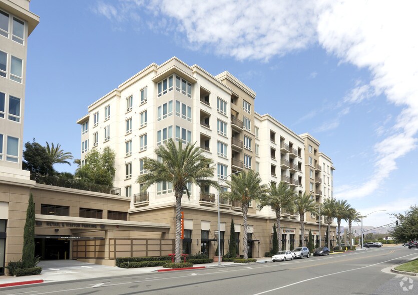 More Photos Of 250 Brandon St, San Jose Apartments For Lease