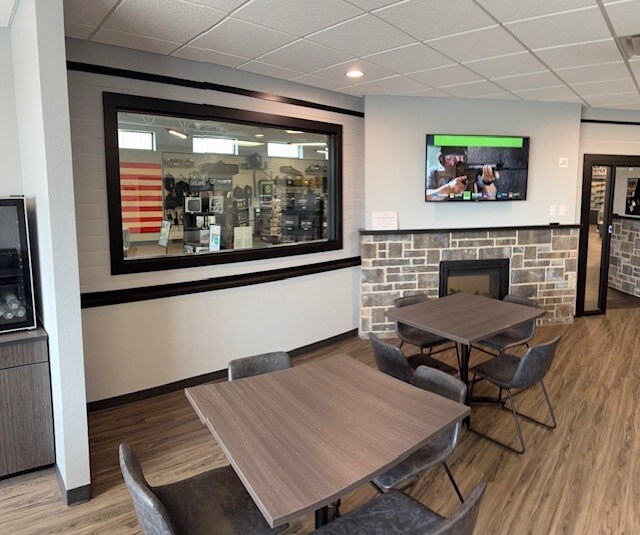 More Photos Of 4811 W Michaels Dr, Appleton General Retail For Sale