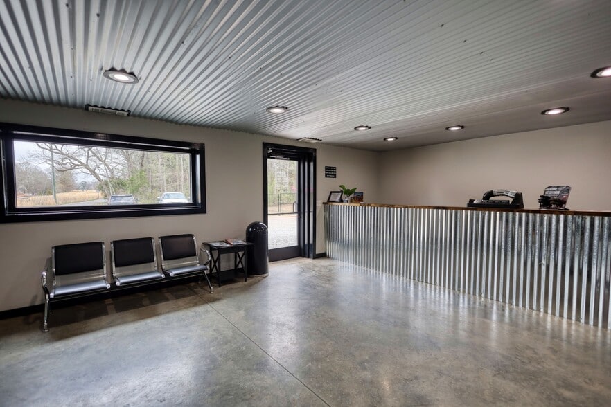 More Photos Of 200 Railroad St, Monticello Industrial For Sale