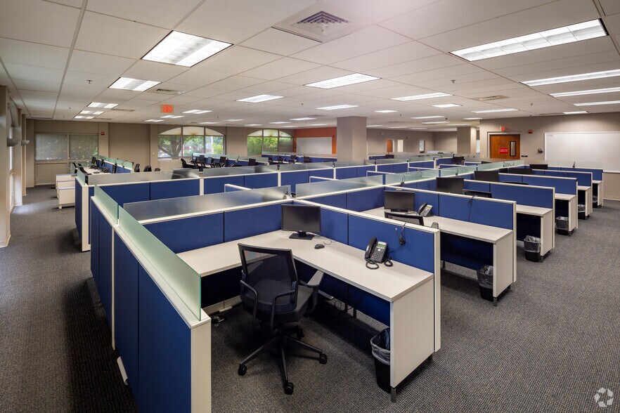 More Photos Of 301 E Germantown Pike, East Norriton Township Unknown For Lease