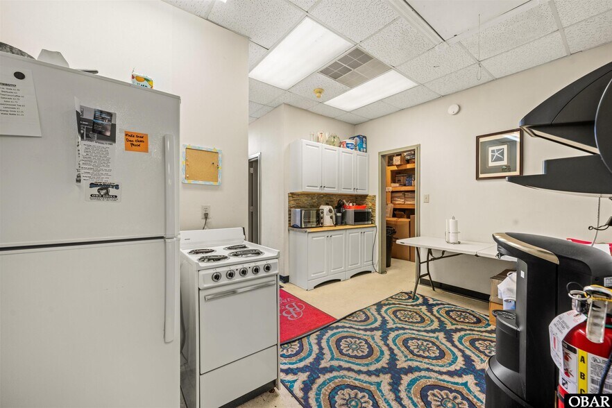 More Photos Of 3719 N Croatan Hwy, Kitty Hawk Flex For Sale