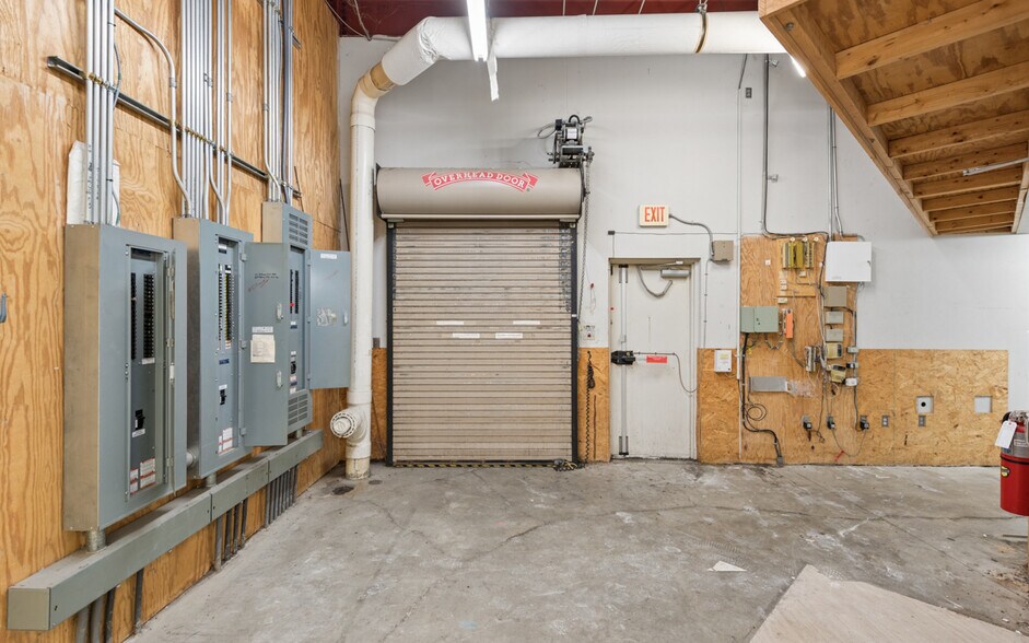 More Photos Of 210 Mcmurry Blvd, Hartsville Freestanding For Lease
