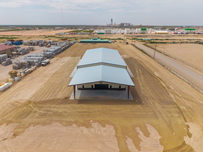 More Photos Of 16697 W Basin St, Odessa Industrial For Lease
