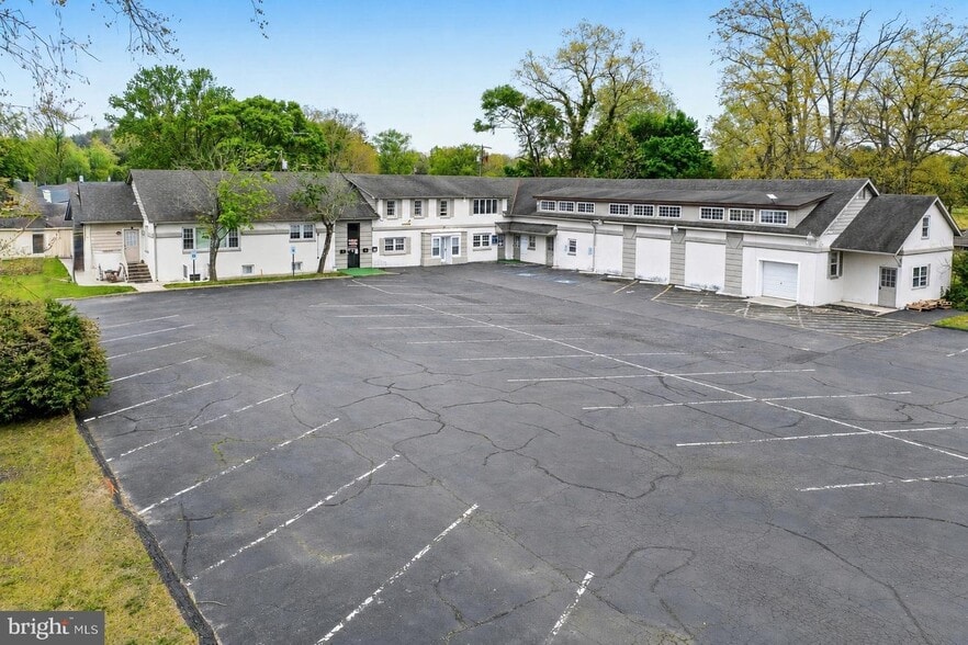 Primary Photo Of 1315 Harding Hwy, Richland Office Residential For Lease