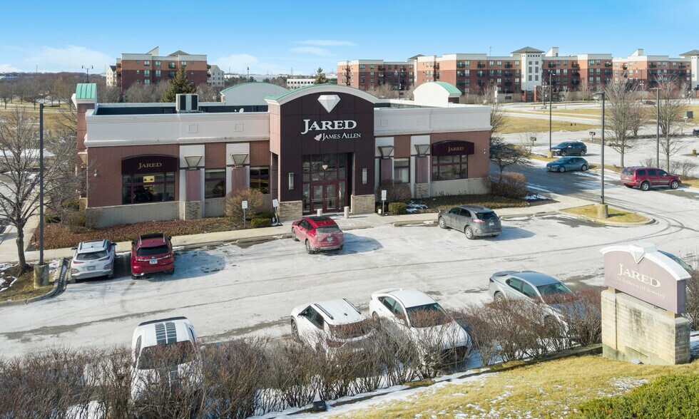 More Photos Of 1016 N Route 59, Aurora Freestanding For Sale