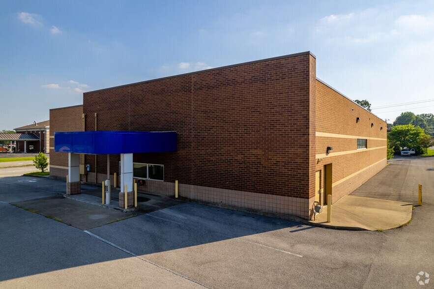 More Photos Of 2626 Fort Campbell Blvd, Hopkinsville Drugstore For Sale