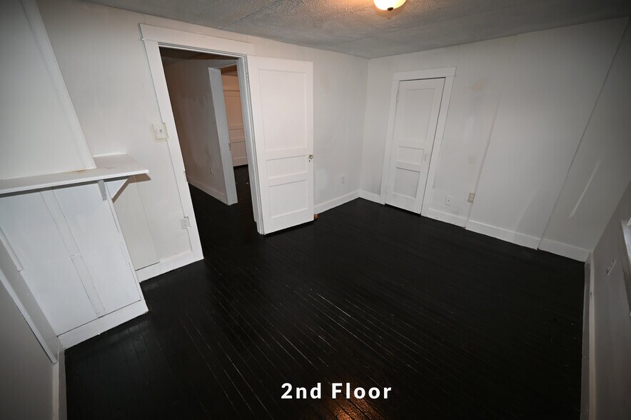 More Photos Of 7635 Annapolis Woods Rd, Welcome Land For Sale