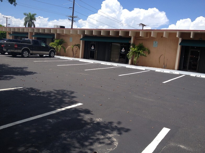 More Photos Of 3400 Powerline Rd, Fort Lauderdale Unknown For Lease