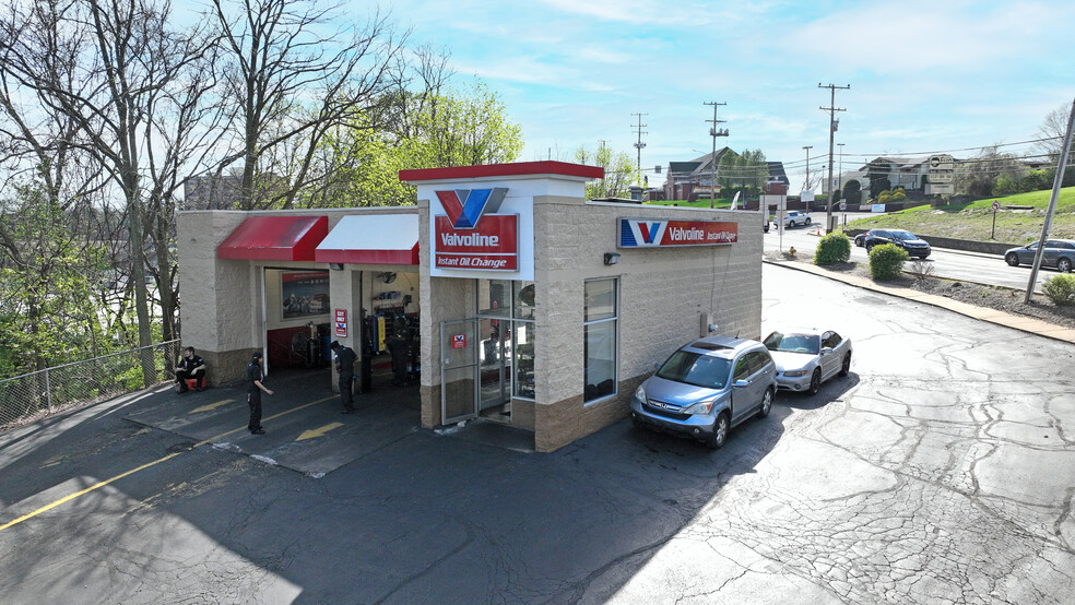 Primary Photo Of 11690 Frankstown Rd, Pittsburgh General Retail For Sale