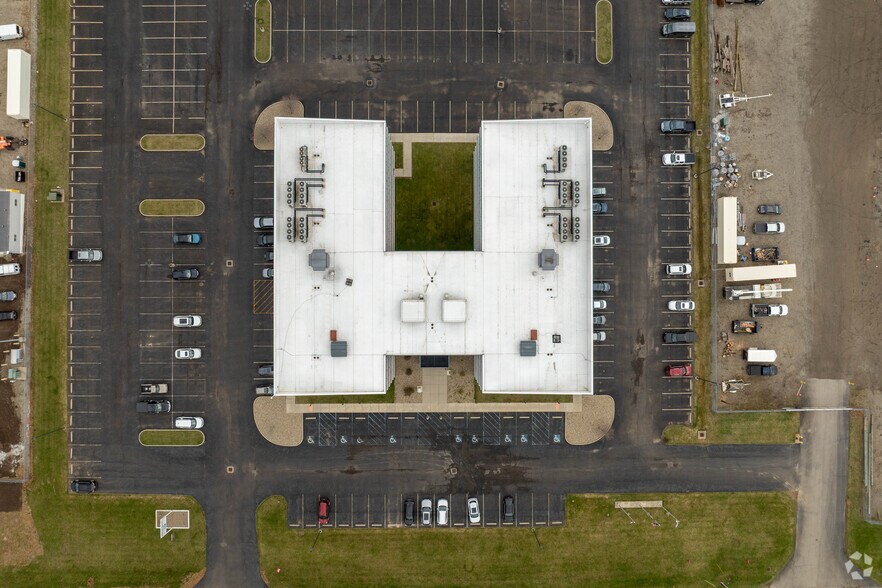 More Photos Of 2321 Energy Dr, Louisville Office For Lease