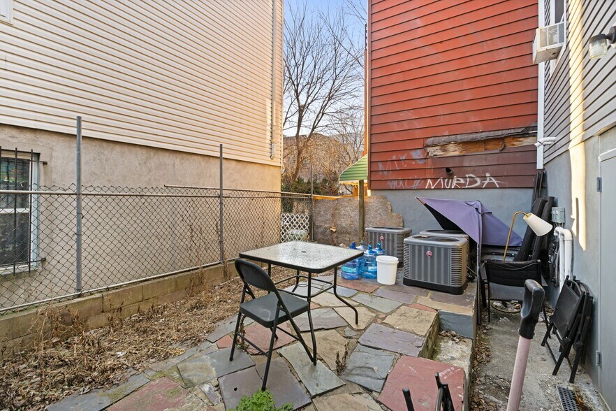 More Photos Of 135-137 Griffith St, Jersey City Storefront Retail Residential For Sale