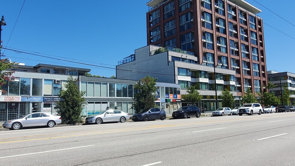 More Photos Of 2653 Kingsway, Vancouver Storefront Retail Office For Lease