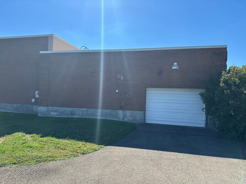 More Photos Of 240 Browns Ln, Coshocton Industrial For Sale