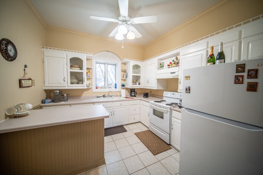 More Photos Of 70555 202nd Ave, Reads Landing Restaurant For Sale