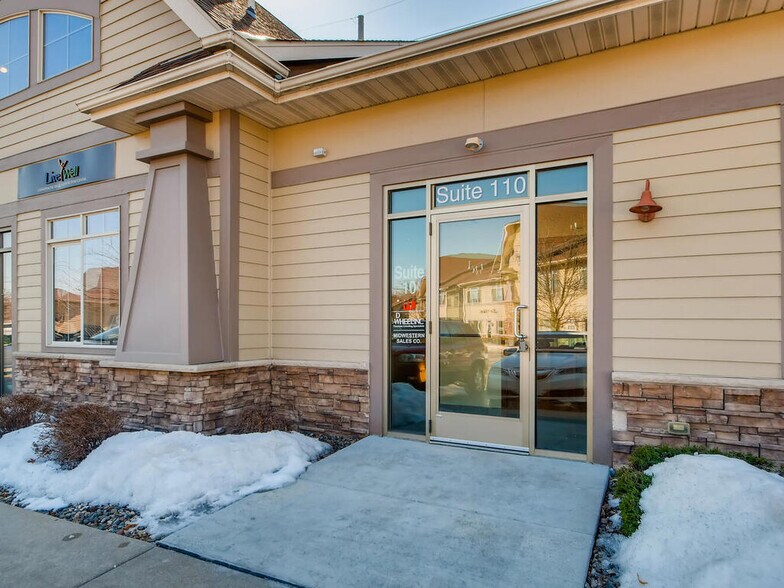 More Photos Of 7975 Stone Creek Dr, Chanhassen Office For Sale