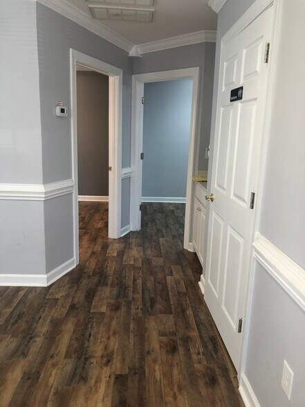 More Photos Of 356A Raleigh St, Holly Springs Office For Lease
