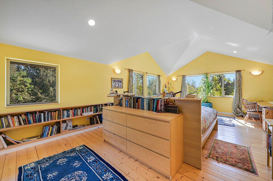 More Photos Of 1673 Woodland Dr, Port Townsend Winery Vineyard For Sale