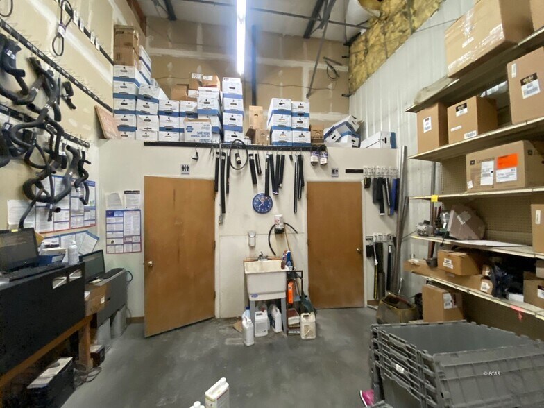 More Photos Of 631 Humboldt Ave, Wells Storefront Retail Office For Sale