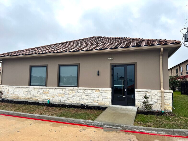 More Photos Of 8525 N Sam Houston Pkwy E, Humble Unknown For Lease