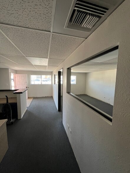 More Photos Of 1150-1162 S Lipan St, Denver Light Manufacturing For Lease