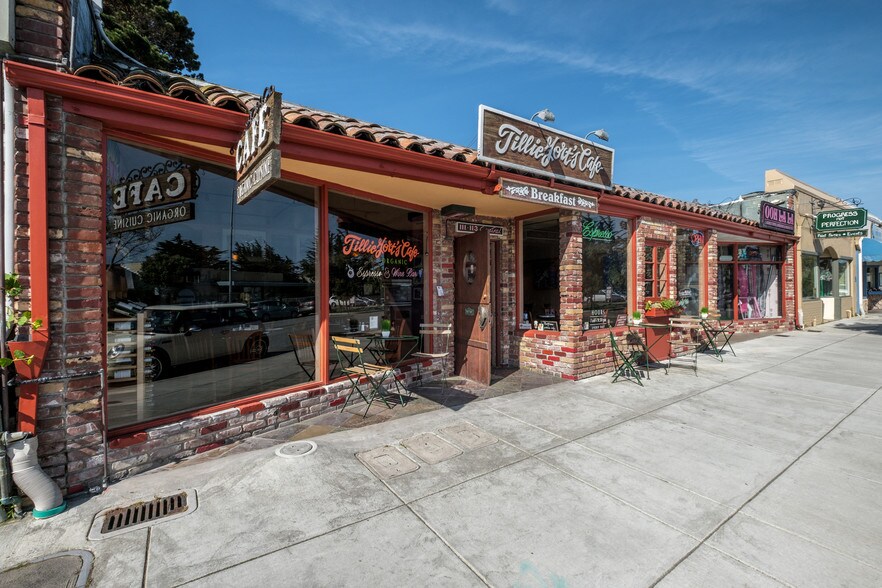 Primary Photo Of 111-115 Central Ave, Pacific Grove Storefront For Lease