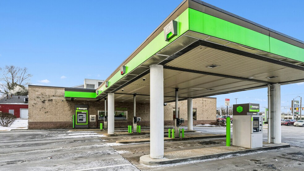 More Photos Of 1411 S Arlington Rd, Akron Bank For Sale