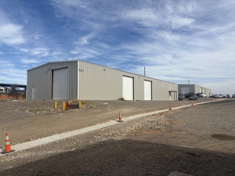 More Photos Of 5035 Dick Price Rd, Fort Worth Unknown For Lease