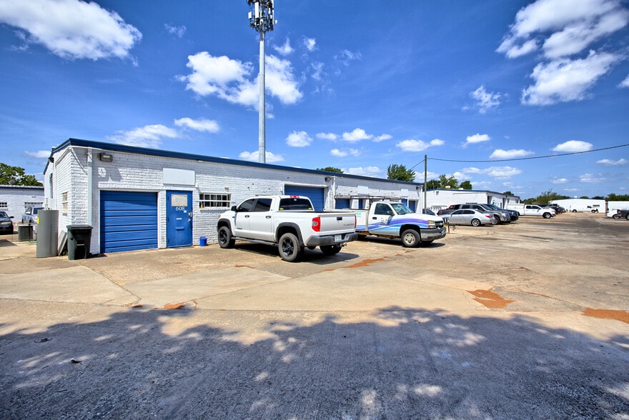 More Photos Of 15502 Old Galveston Rd, Webster Unknown For Lease