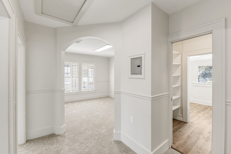 More Photos Of 138 E Gore St, Orlando Medical For Sale