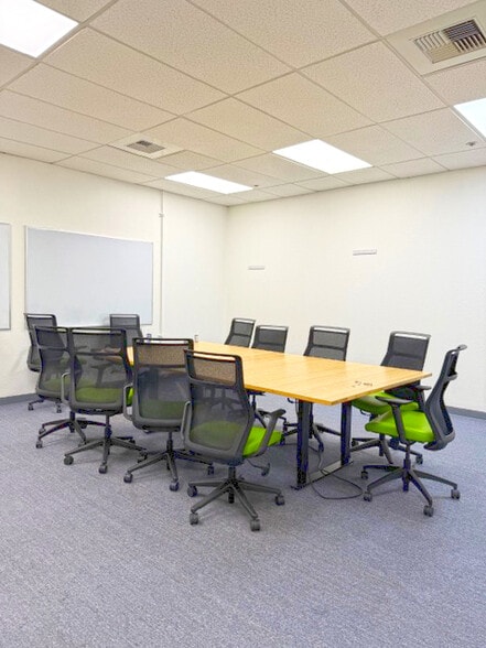 More Photos Of 75 Robin Hill Rd, Goleta Manufacturing For Lease