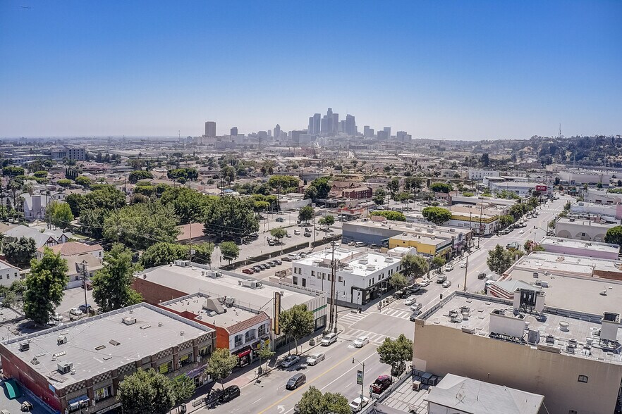 More Photos Of 2700 N Broadway, Los Angeles Freestanding For Lease