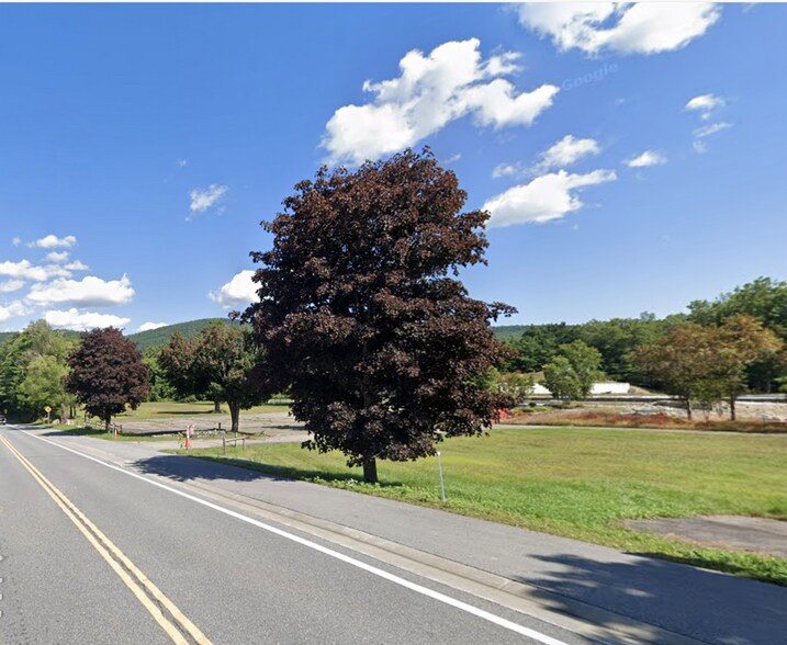 More Photos Of 2136 US-9, Lake George Land For Sale