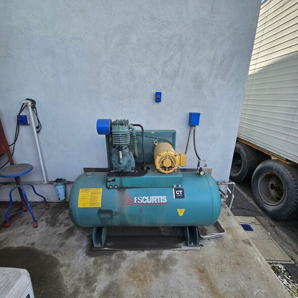 More Photos Of 402 Fleetwood Pl, Glendora Industrial For Sale