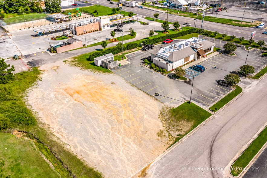 More Photos Of 2610 S Horner Blvd, Sanford Restaurant For Sale