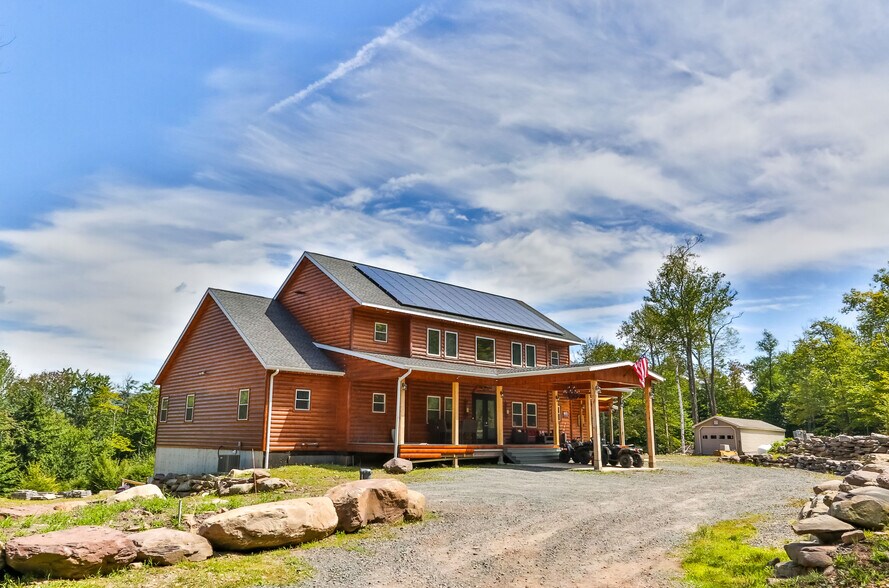 More Photos Of 19 Palsgraf Ct., Elka Park Showroom For Sale