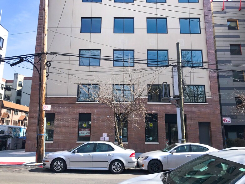 More Photos Of 990 Woodycrest Ave, Bronx Loft Creative Space For Lease