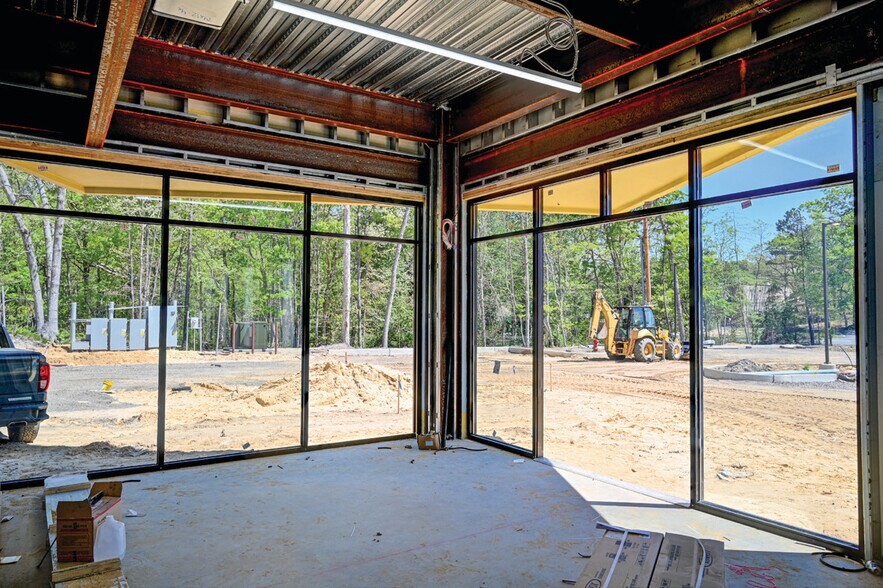 More Photos Of 2298 Lakewood Rd, Toms River Office For Lease
