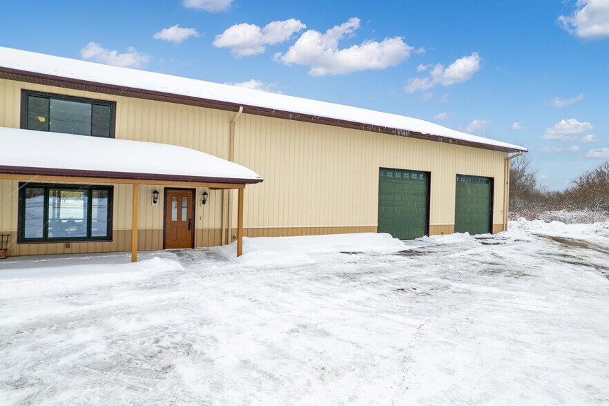 More Photos Of 13520 Currier Sardinia Rd, Chaffee General Retail For Sale