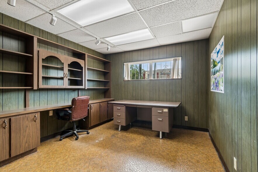 More Photos Of 1401 9th Ave N, Saint Petersburg Medical For Sale