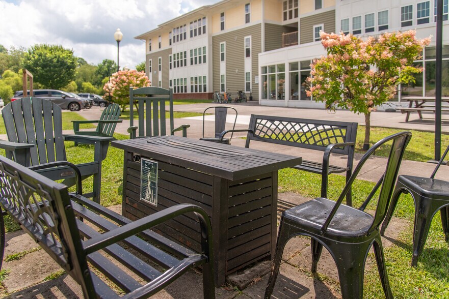 More Photos Of 5606 Campus Ridge Dr, Wise Multifamily For Sale